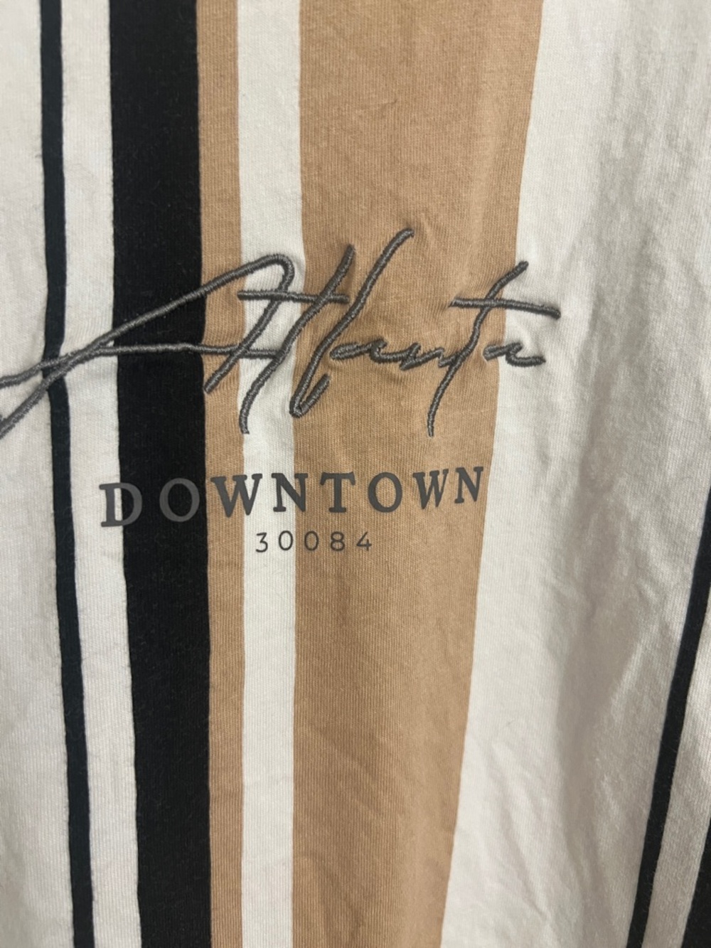 Connor Vertical Stripe T-Shirt Men’s Size M | White Tan Black Crew Neck Casual - Picture 4 of 9